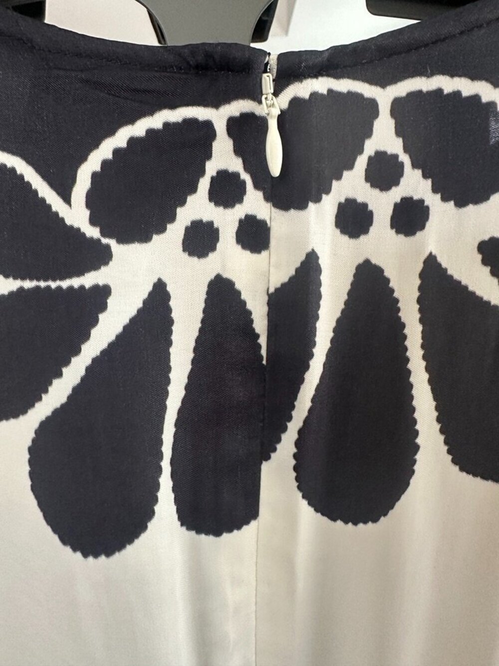 FARM Rio Palermo Cut-out Maxi Dress.  Size M - Picture 7 of 12